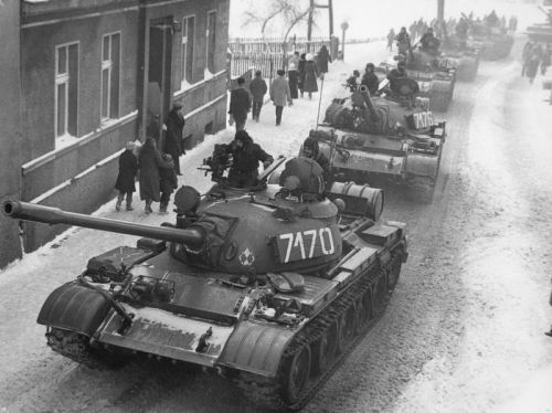 Wojciech Jaruzelski chciał wyprowadzić na ulice nie tylko polskie czołgi, ale też te radzieckie?