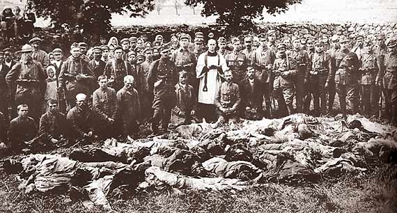 Polscy jeńcy zamordowani przez bolszewików.