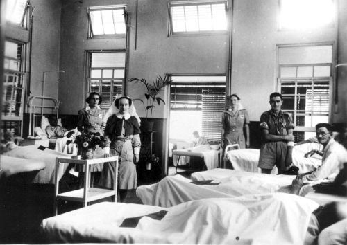 Amerykański szpital wojskowy z okresu II wojny światowej.