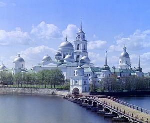 Rosyjskie monastery. Ośrodki życia duchowego... i produkcji alkoholu.