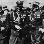 Wieniawa drugi od prawej. Kiedy robiono to zdjęcie, ani przez myśl mu nie przeszło, co spotka go w 1939 roku.