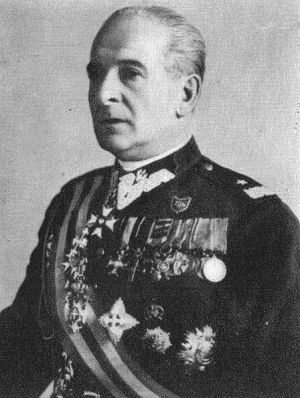 Ustatkowany dyplomata, generał Wieniawa-Długoszowski.