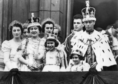 Spokojny i wyważony Jerzy VI, który objął tron Anglii po Edwardzie VIII był absolutnie nieugięty w jednej kwestii: Wallis Simpson.