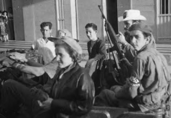 Aleida i inni partyzanci z oddziału Che. Cabaiguán, kampania w Las Villas, 1958 rok (zdjęcie udostępnione przez wydawnictwo SQN, pochodzi z książki "Mój Che")..