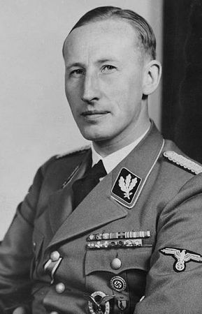 SS-Obergruppenführer Reinhard Heydrich, to on stał za powstaniem Salonu Kitty (Bundesarchiv; lic. CC-BY-SA).
