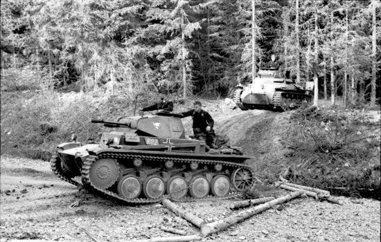 Nie miały w starciu z nim również żadnych szans czołgi Panzer II (źródło: Bundesarchiv; lic. CC ASA 3.0).