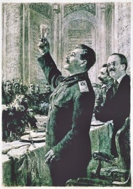 Józef Stalin wznosi toast. Podczas kremlowskich biesiad wychylał kielichy przedniego gruzińskiego wina.