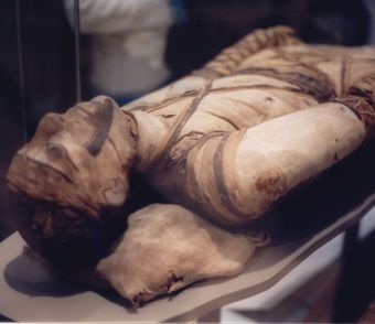 Nie każdy kończył jako mumia idealna...